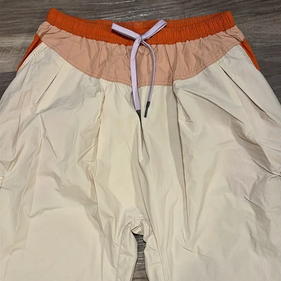 NWOT FP Movement Parachute Pants - Picture 4 of 9